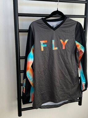 Womens FLY dirtbiking long sleeve top.  Size Medium, Excellent condition
